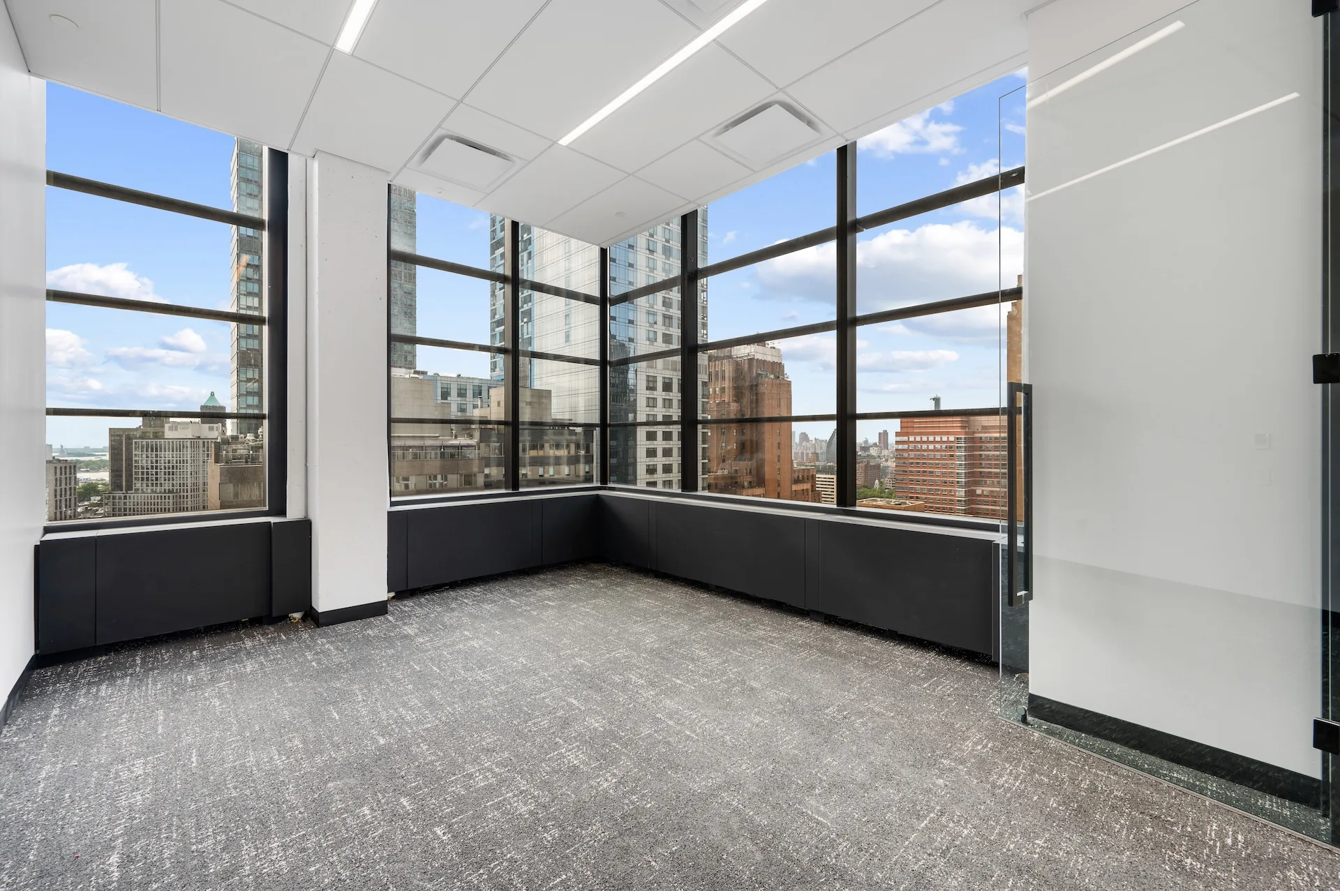 Small Suites office space at 1 Willoughby Square (1)